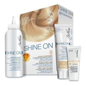 Bionike Shine On 9 Biondo Chiarissimo Trattamento Colorante Capelli