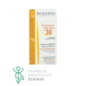 Bioderma Photoderm AKN Mat Crema Solare Viso SFP 30 Pelle Acneica 40 ml